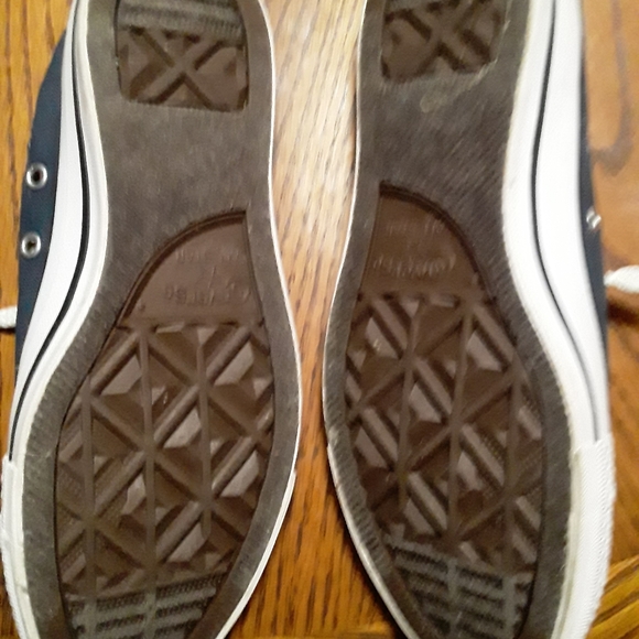 UNISEX Converse Navy Blue Chucks; NEVER WORN! - Picture 2 of 10